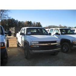 2002 CHEVROLET 2500 HEAVY DUTY S/A 4X4 PICKUP S/N 2F246184