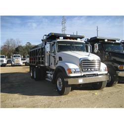 2006 MACK CV713 GRANITE T/A DUMP
