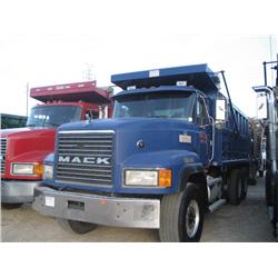 1998 MACK CL713 TRI-AXLE DUMP
