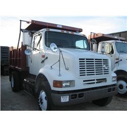 1999 INTERNATIONAL S8100 S/A DUMP