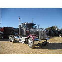 2004 KENWORTH W900L T/A TRUCK TRACTOR