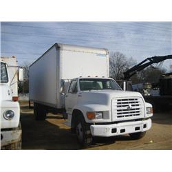 1998 FORD F SERIES S/A VAN TRUCK