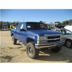1998 CHEVROLET 2500 4X4 PICKUP