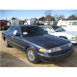 1994 FORD CROWN VICTORIA