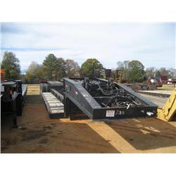 1986 DORSEY TRI-AXLE DETACHABLE LOWBOY