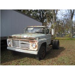 FORD F600 CAB & CHASSIS