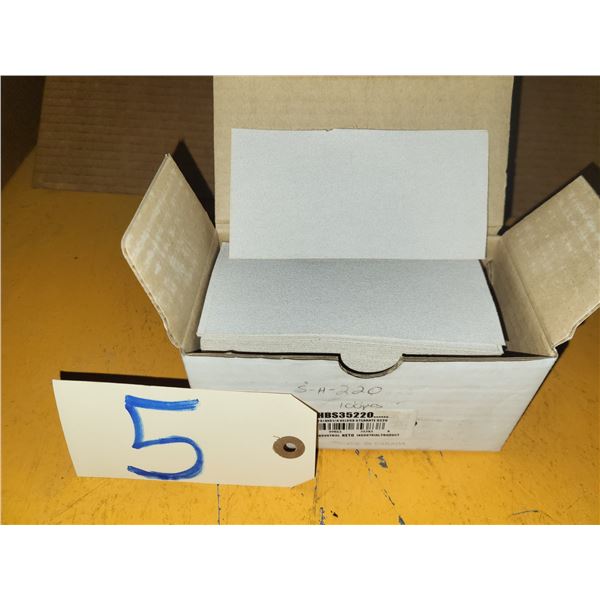 Pack of Velour Paper 2"3/4 x 5"1/4 Gr.220