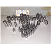 Image 1 : Ratchet 3/8" with Assorted Socket