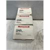 Image 1 : (3) Honeywell #BZE6-2RQ & #BZE6-2RQ Micro Switches