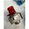 Image 2 : (4) SMC #VHS20-F02 Valves