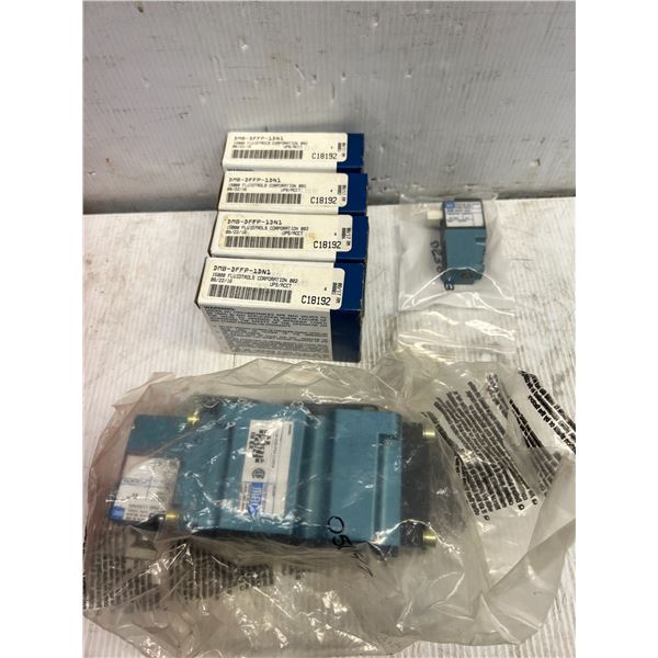 Lot of MAC Valves