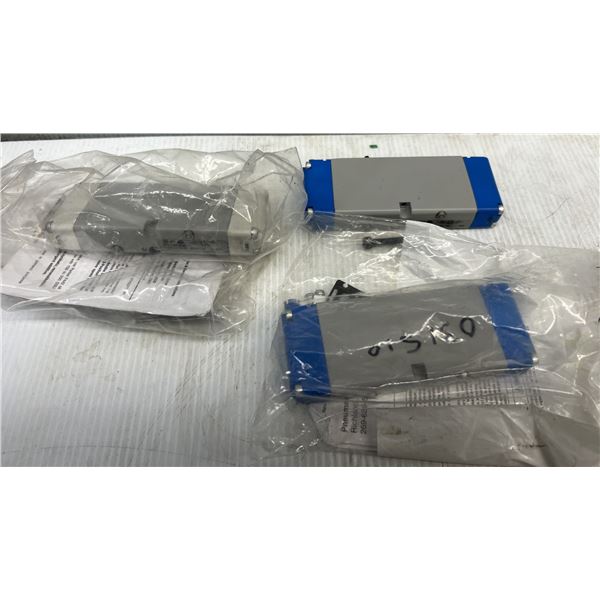 Lot of (3) Parker Valves