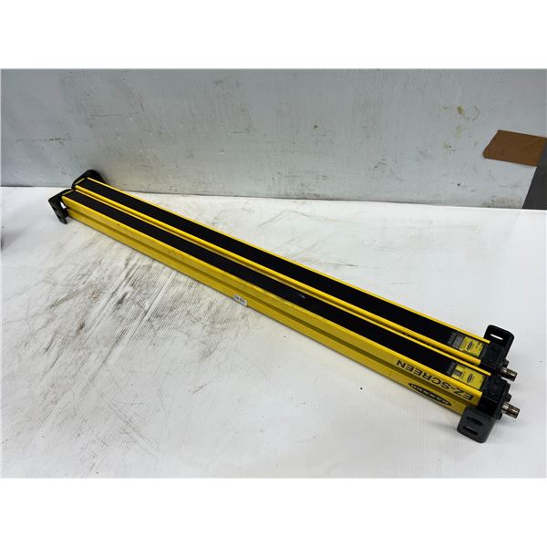 Set of Banner Light Bars #SLSR14-750Q8 & #SLSE14-750Q8