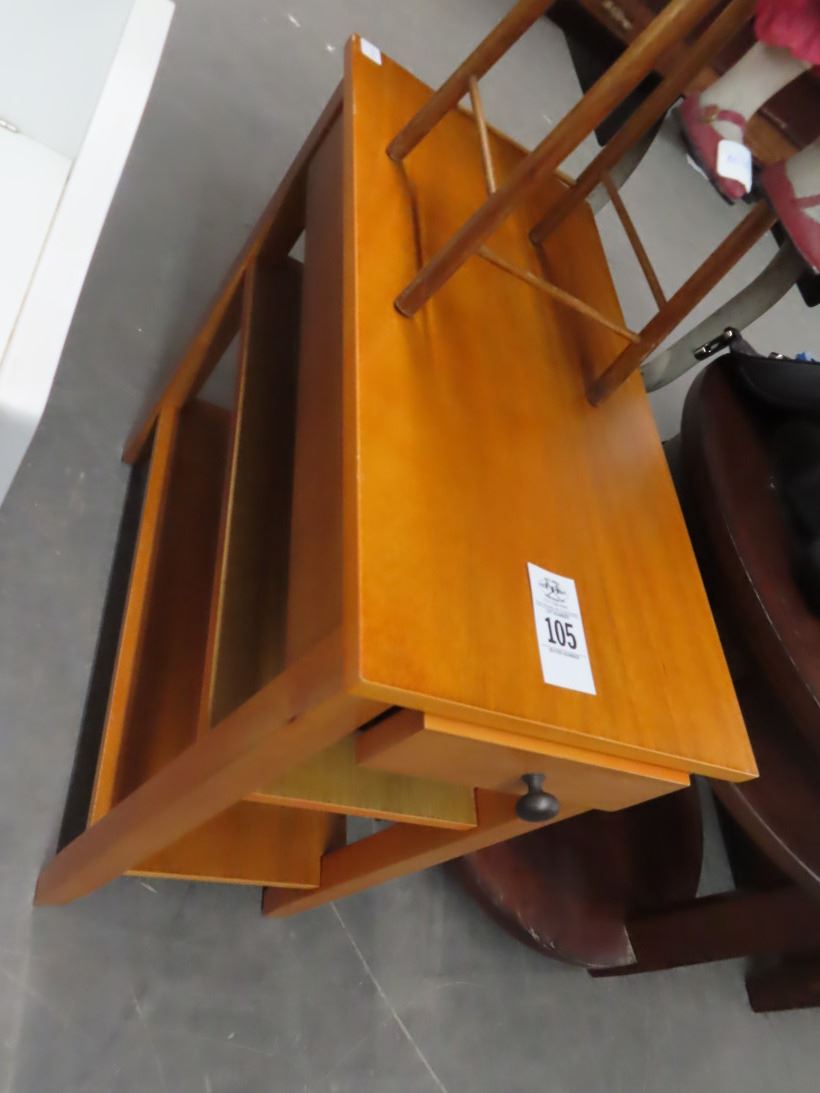 Light Oak Rectangular End Table w/Drawer