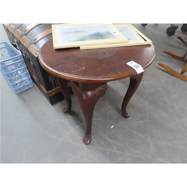 Mahogany Queen Anne Oval Table
