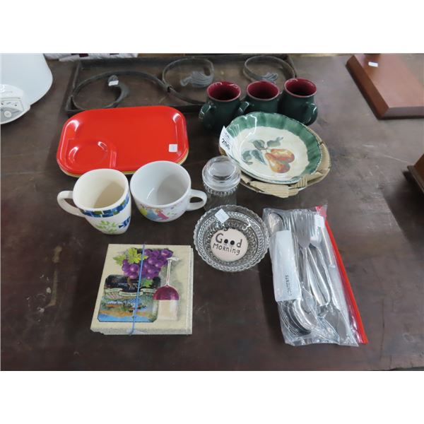 Utensils, Coffee Mugs, Fruit Dishes, Wall Décor