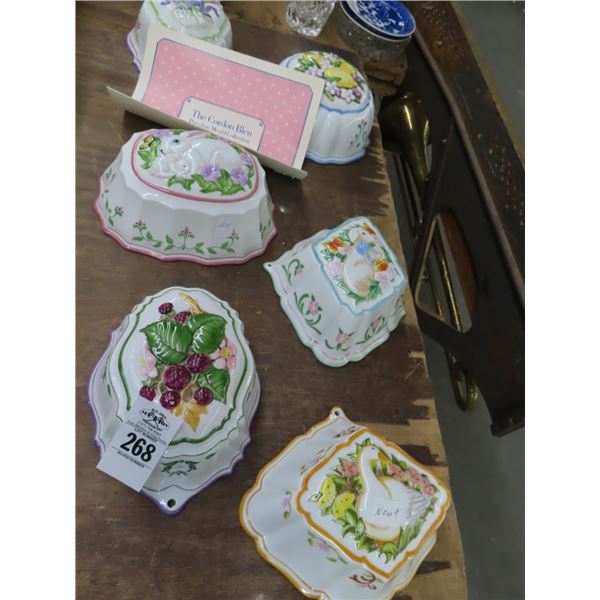 Cordon Blue Porcelain Mold Collection