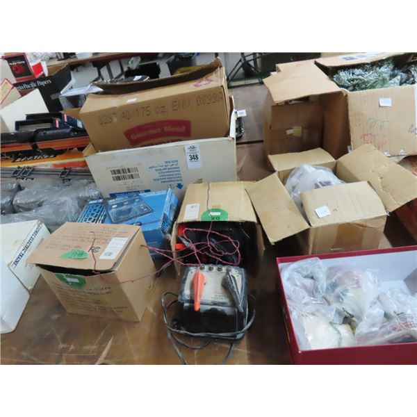 Large Lot of Train Cars and Accessories