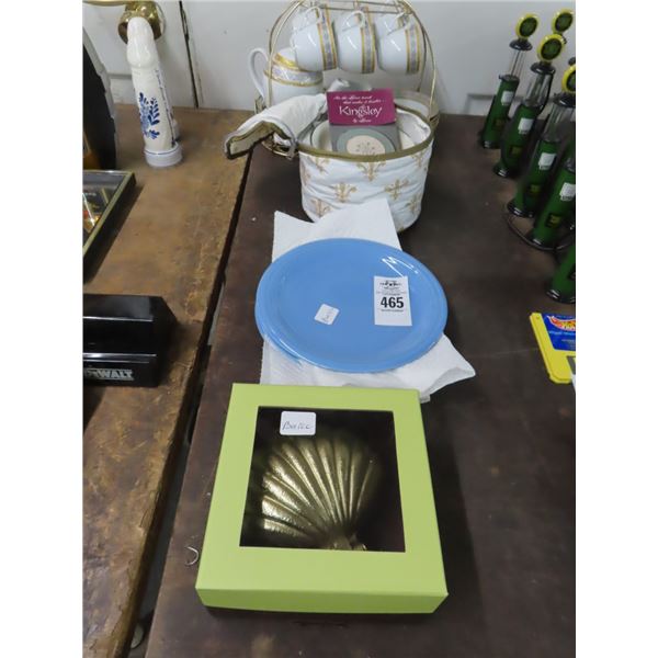 Clam Shell What Not Box, Demitasse Set