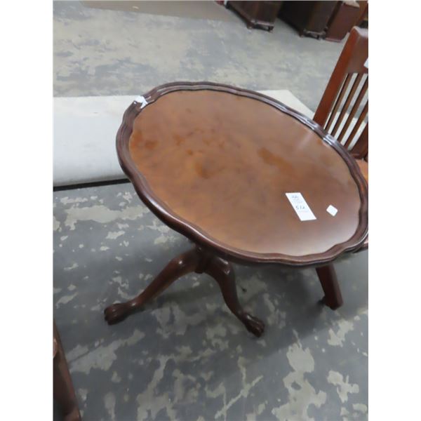 Mahogany Scalloped Claw Foot Pedestal Table