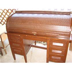 Roll Top Desk w/Key