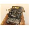 Image 1 : Royal Typewritter