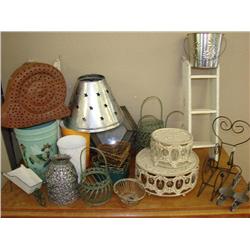 26 Metal Décor items