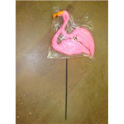 2 Pink Flamingos