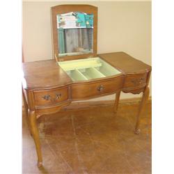 Vanity Table with Center Lift Top