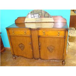 Buffet With Oval Mirror