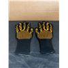 Image 1 : Bbq Gloves Hear Resistant Fancy Print