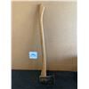 Image 4 : 34" Wooden Axe