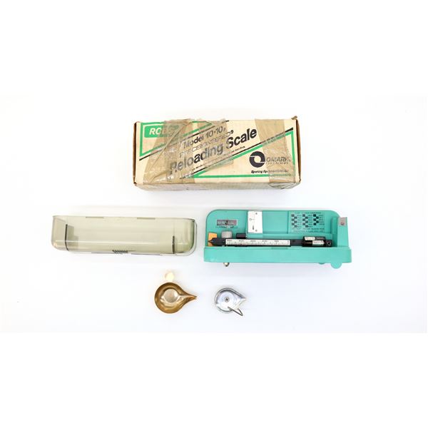 RCBS MODEL 10-10 POWDER SCALE