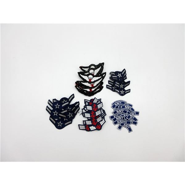 ASSORTED MILITARY BADGE LOT