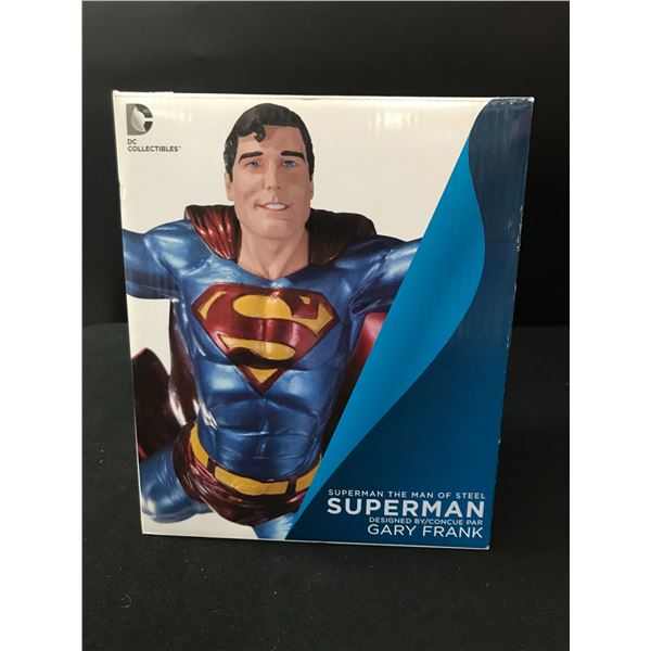 UNOPENED COLLECTIBLE DC ARTISTS ALLEY: SUPERMAN THE MAN OF STEEL  STATUE