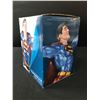 Image 2 : UNOPENED COLLECTIBLE DC ARTISTS ALLEY: SUPERMAN THE MAN OF STEEL  STATUE