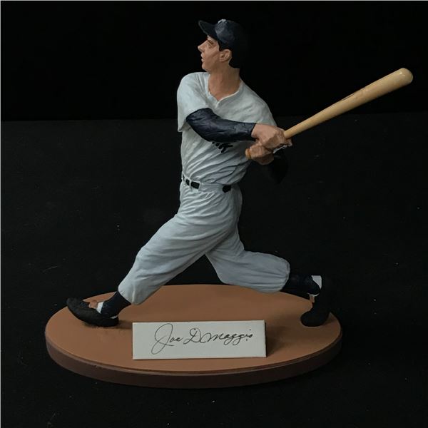 JOE DIMAGGIO  THE YANKEE CLIPPER  SIGNED FIGURINE #271 (GARTLAN COA)