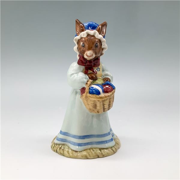 Royal Doulton Bunnykins Figurine, Mrs. Easter Parade DB19