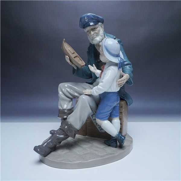 Lladro Porcelain Figurine, A Tall Yarn 01005207