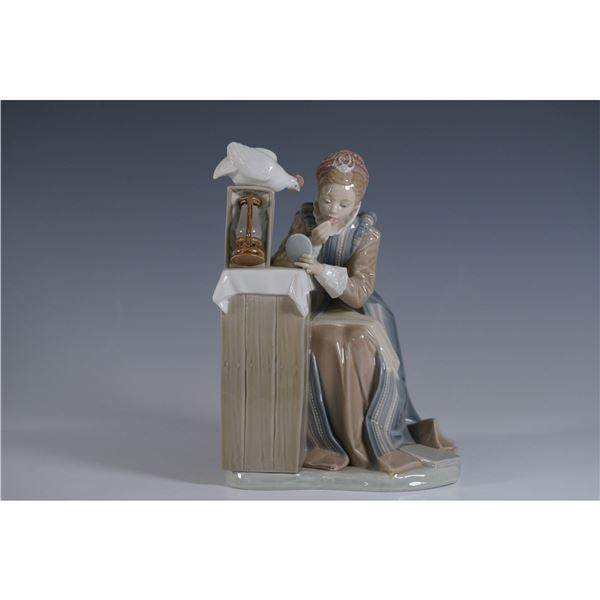 Lladro Porcelain Figurine, Summer Stock 10001407