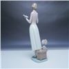 Image 3 : Lladro Today's Lesson Figurine 01006659