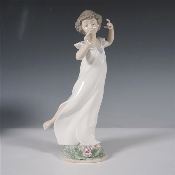 Lladro Porcelain Figurine, Violets Time of Innocence 1006947