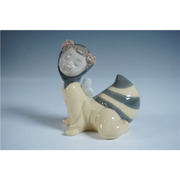Nao by Lladro Porcelain Figurine, My Little Bumble Baby 1473