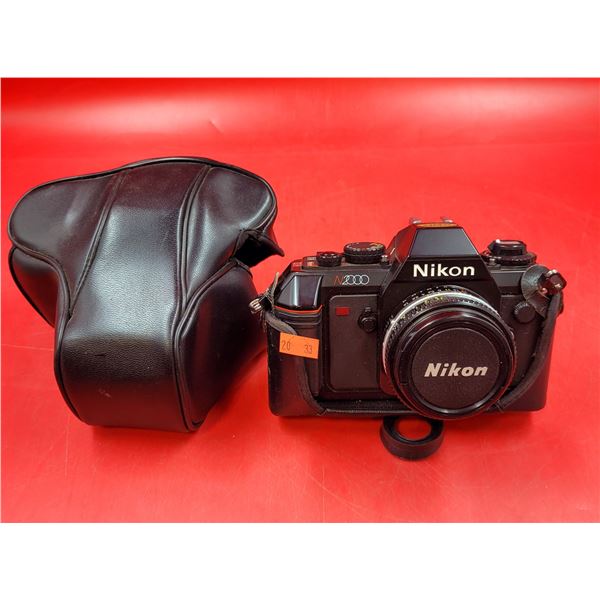 N-2000 Nikon Film Camera w/ Case