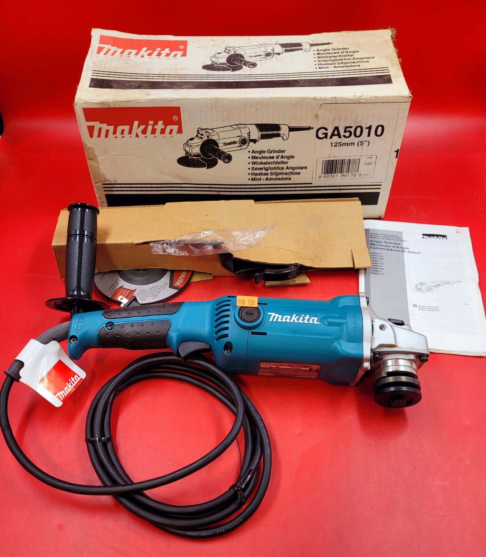 Makita GA5010 Angle Grinder