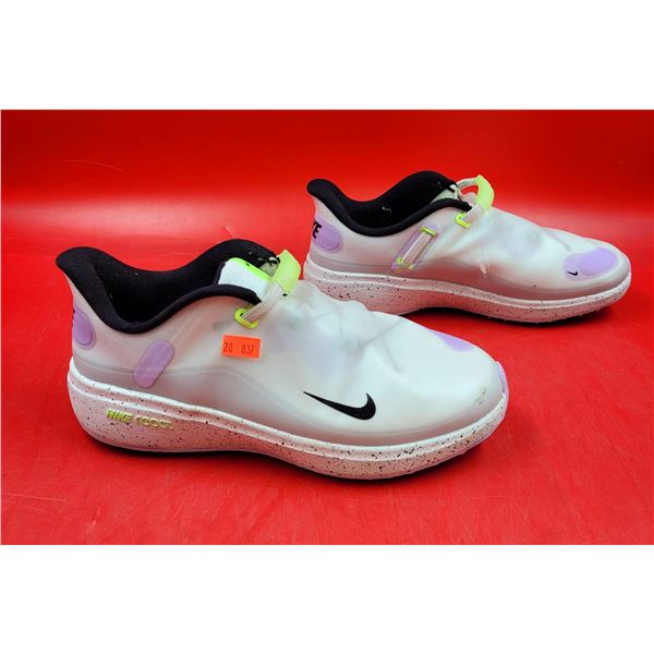 Nike Damen React Ace Tour Shoes