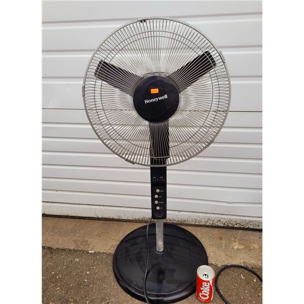 Honeywell Stand Up Fan