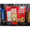 Image 1 : Nestle KitKat Hazelnut Crunch 15-Pack Box (120g Each)