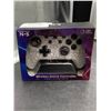 Image 1 : Wireless Game Controller with LED Lighting for N-S