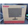 Image 2 : 15.4-Inch LED Monitor HD-154 Display